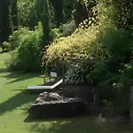 Assisi Countryhouse Feriegård *